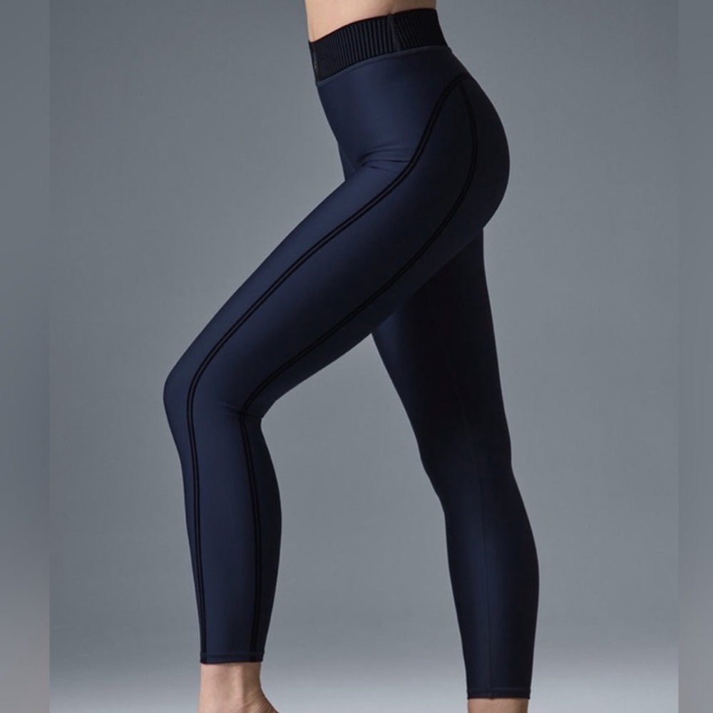 Alo Airlift High-Waisted Blue Compression Leggings